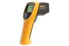 The Fluke 561 IR & contact thermometer combines the temperature measurement functions that industrial, electrical, and HVAC/R professionals need in one tool.